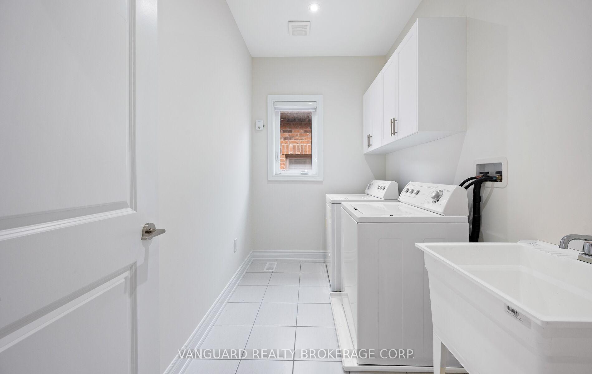 Photo 39 of 121 Alistair Crescent, Vaughan, Kleinburg — HOMEH