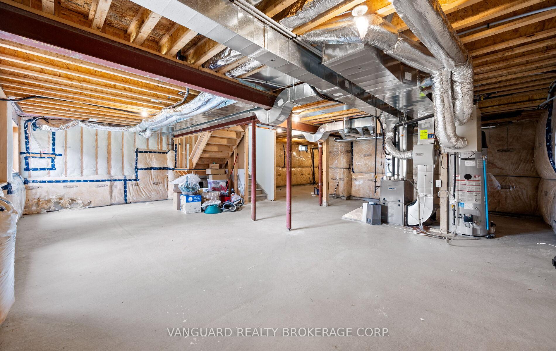 Photo 41 of 121 Alistair Crescent, Vaughan, Kleinburg — HOMEH