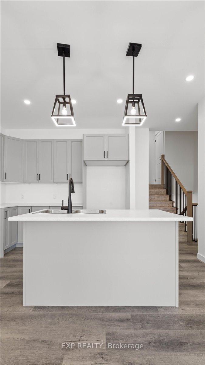 Photo 4 of 62 Summit Crescent, Belleville, Belleville Ward — HOMEH