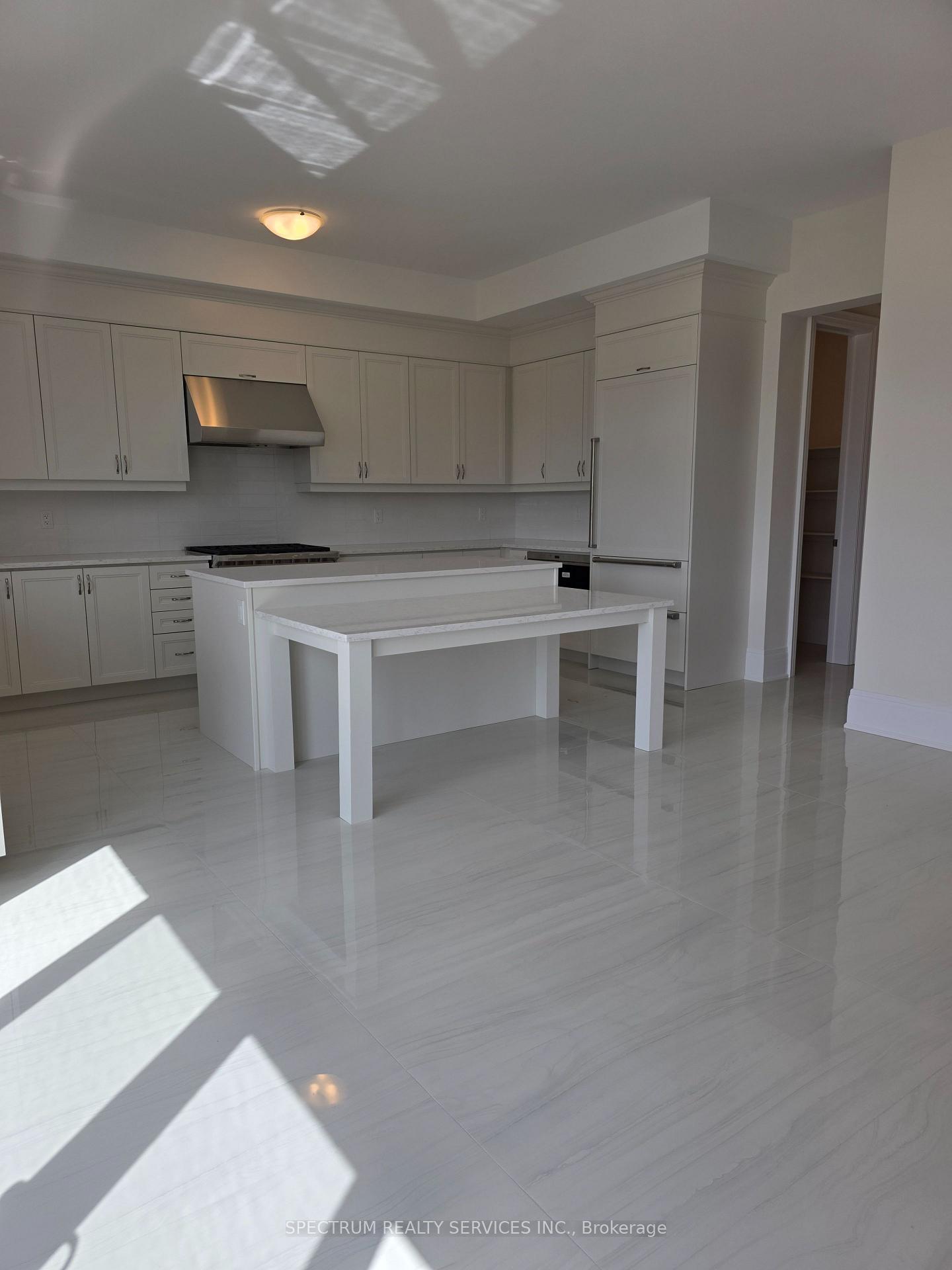 Photo 4 of 32 Seraville Street, Vaughan, Vellore Village — HOMEH
