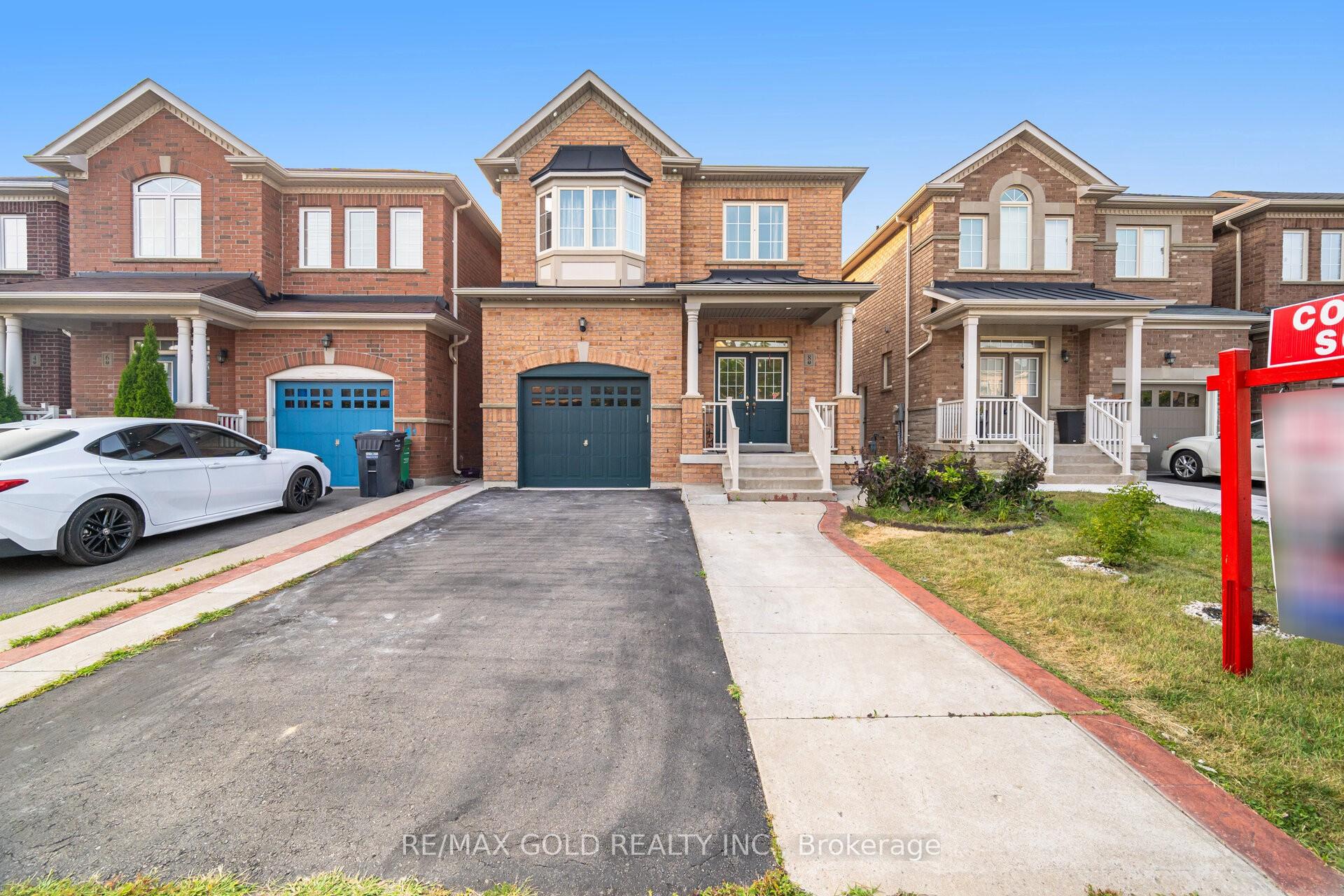 Front of 8 Washburn Road