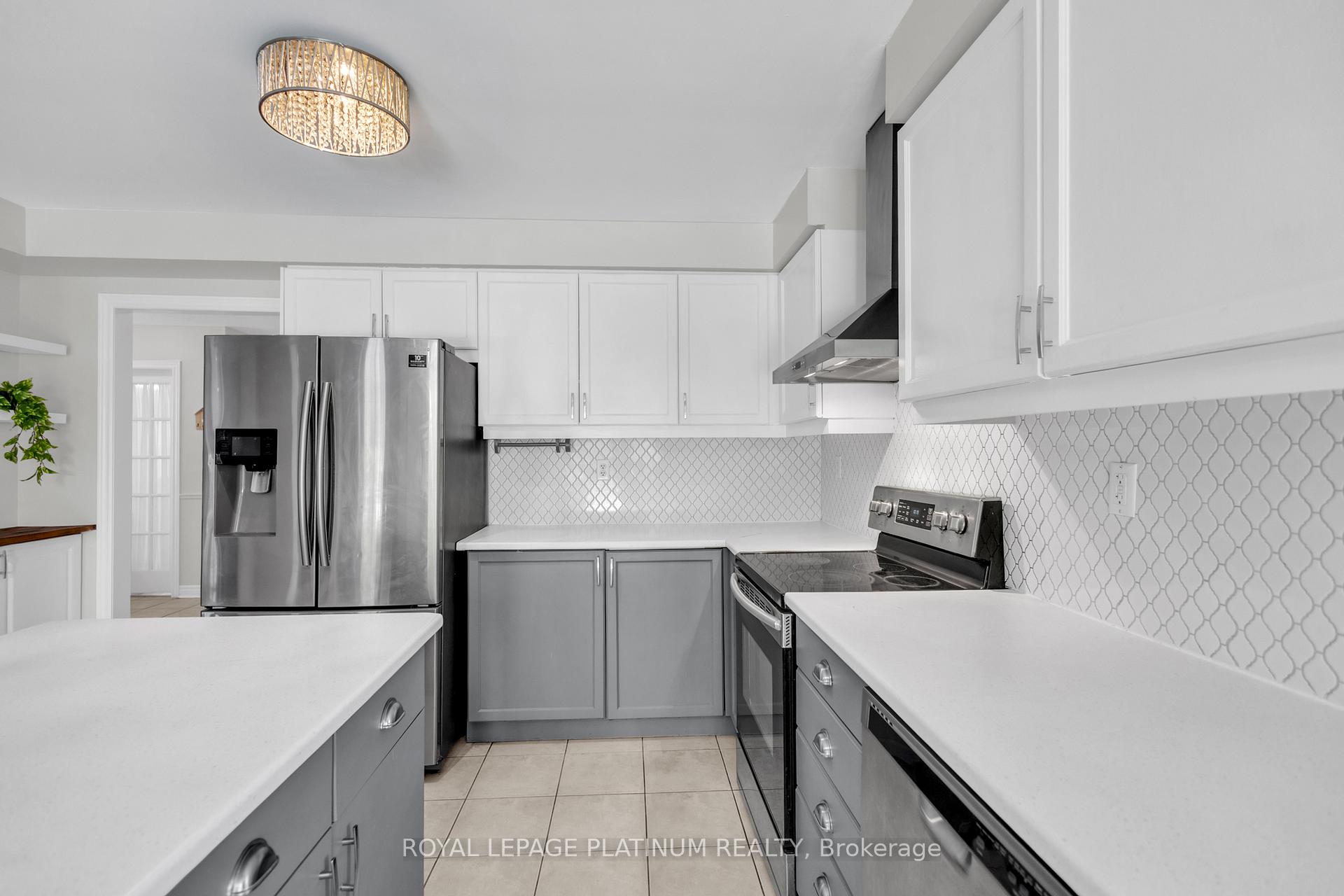 Photo 8 of 76 Baha Crescent, Brampton, Fletcher's Meadow — HOMEH