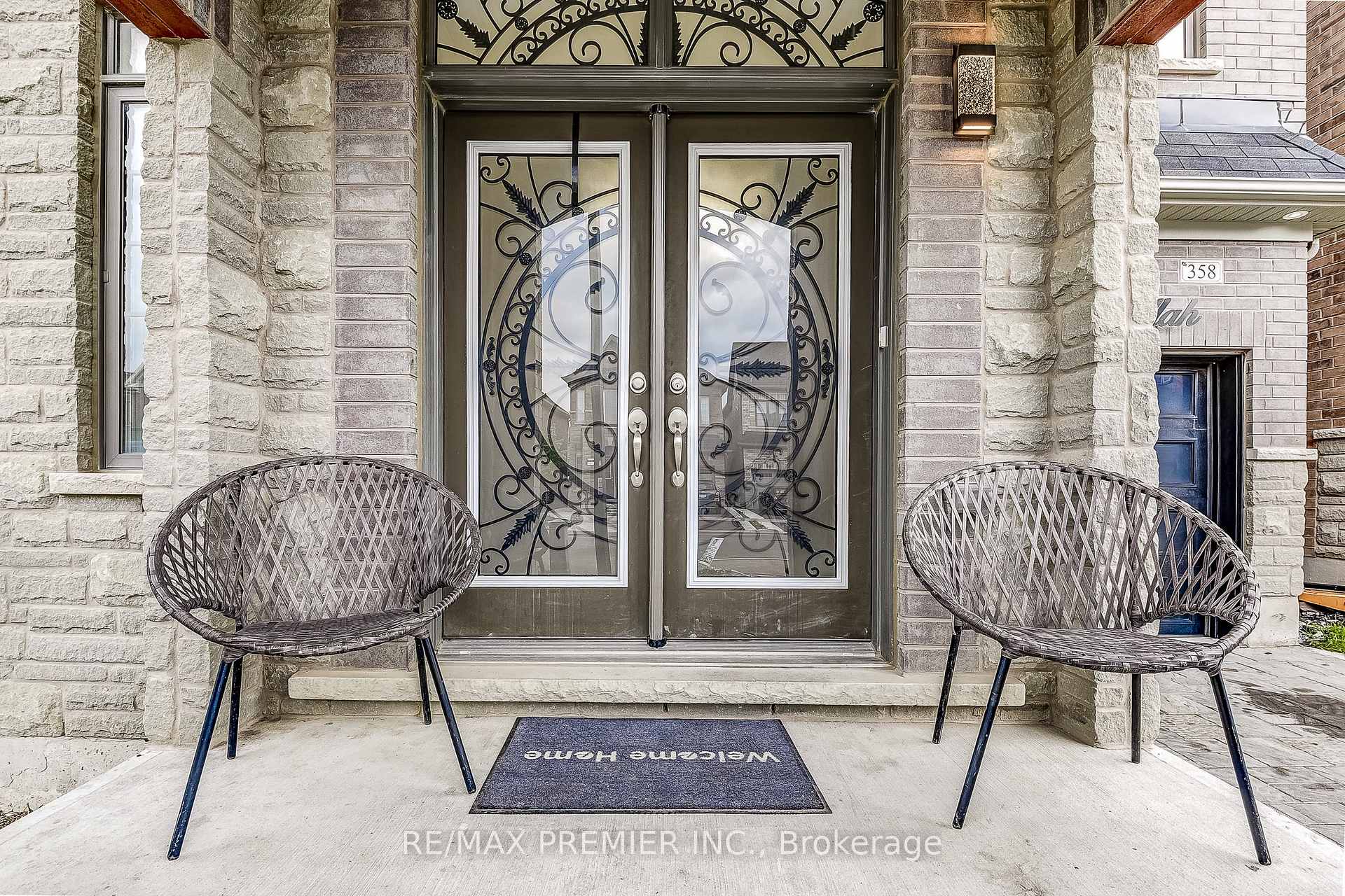 Photo 13 of 358 Clockwork Drive, Brampton, Northwest Brampton — HOMEH