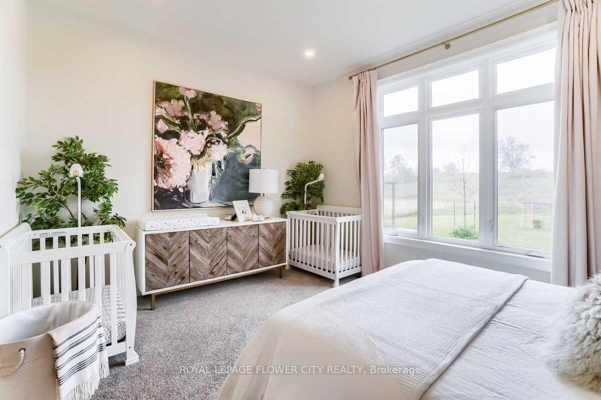 Photo 25 of 19 Whitcombe Way, Puslinch, Morriston — HOMEH