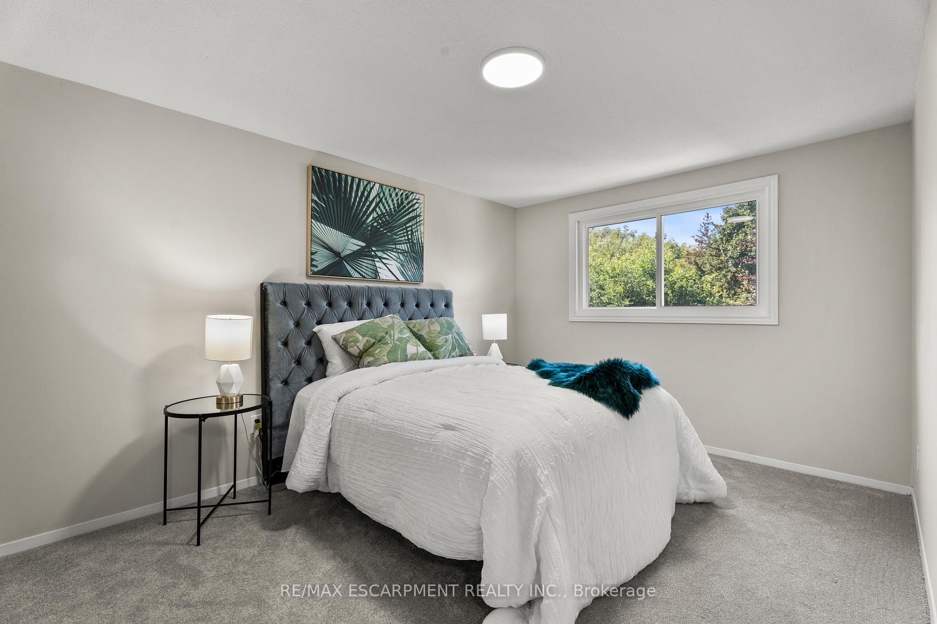 Photo 15 of Unit F, 924 Mohawk Road, Hamilton, Mountview — HOMEH