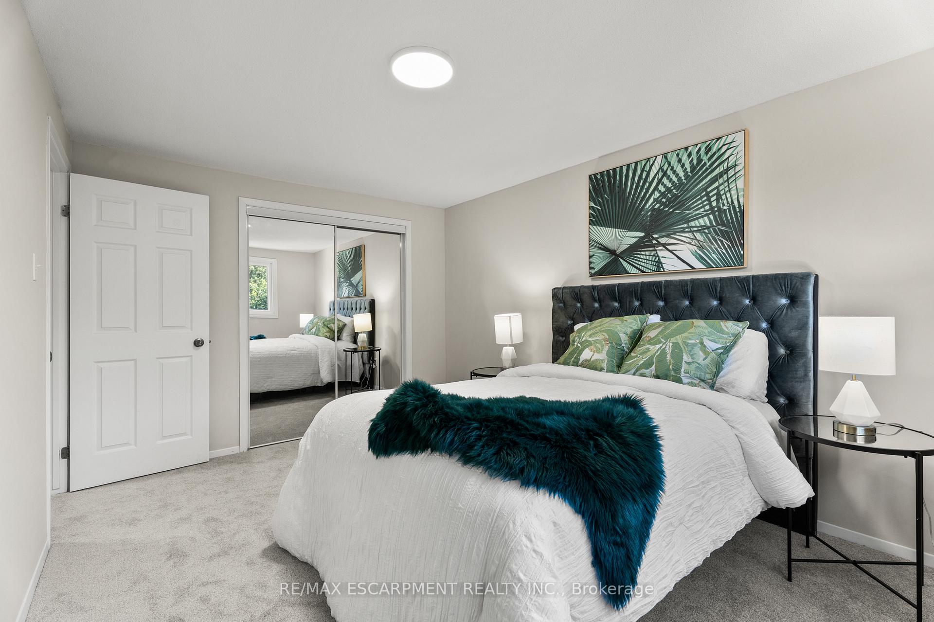 Photo 14 of Unit F, 924 Mohawk Road, Hamilton, Mountview — HOMEH