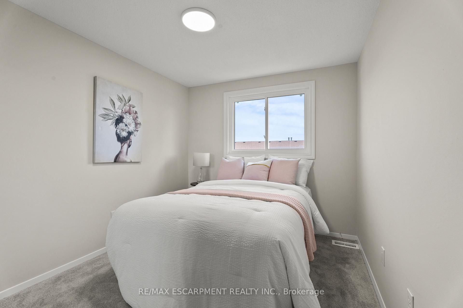 Photo 21 of Unit F, 924 Mohawk Road, Hamilton, Mountview — HOMEH