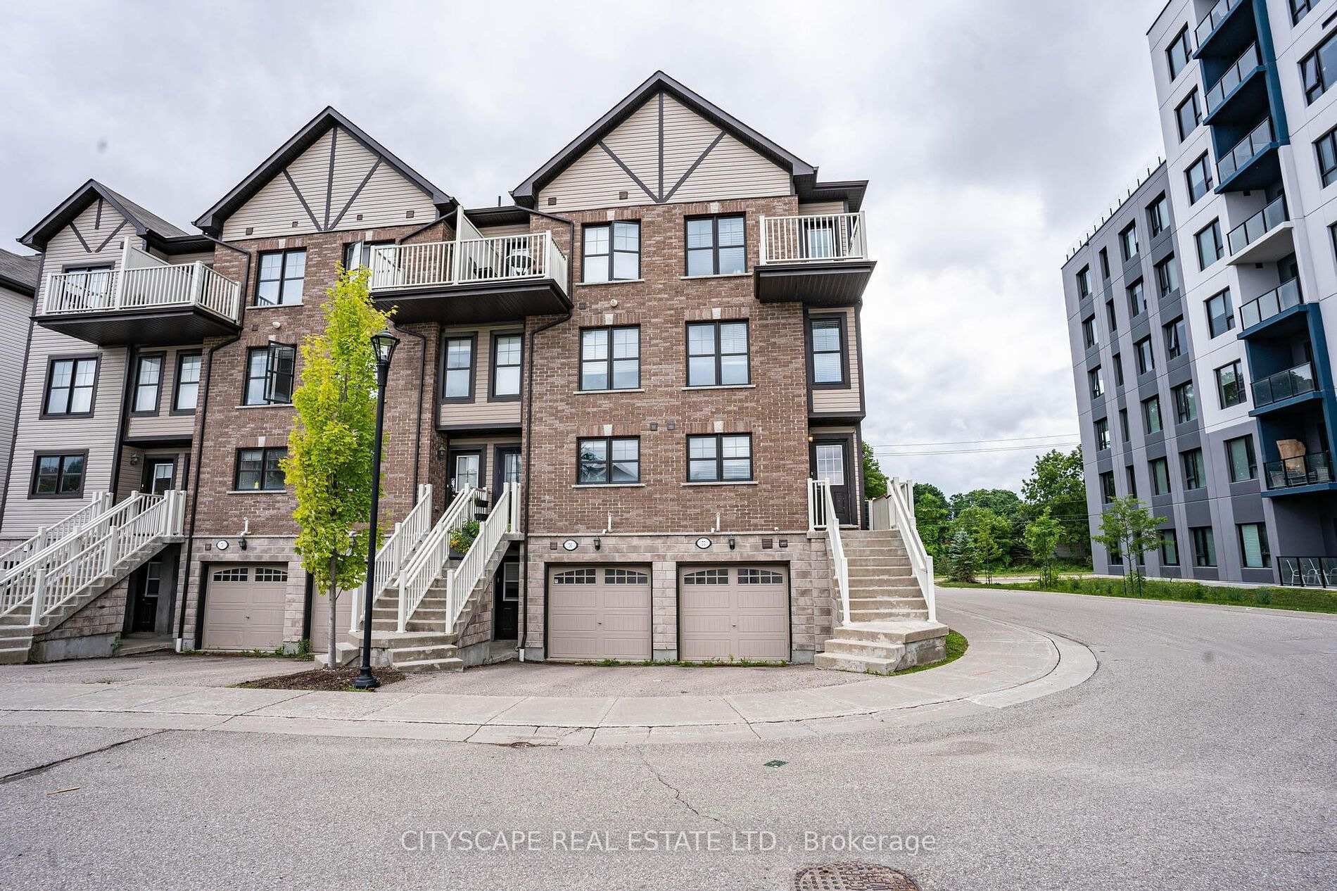 Photo 2 of Unit 77, 701 Homer Watson Boulevard, Kitchener, Country Hills East — HOMEH