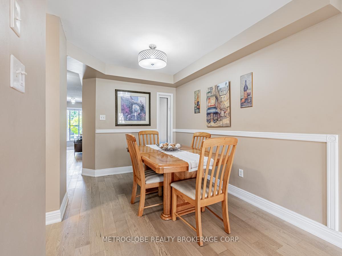Photo 12 of 6 Thunderbird Trail, Brampton, Sandringham-Wellington — HOMEH