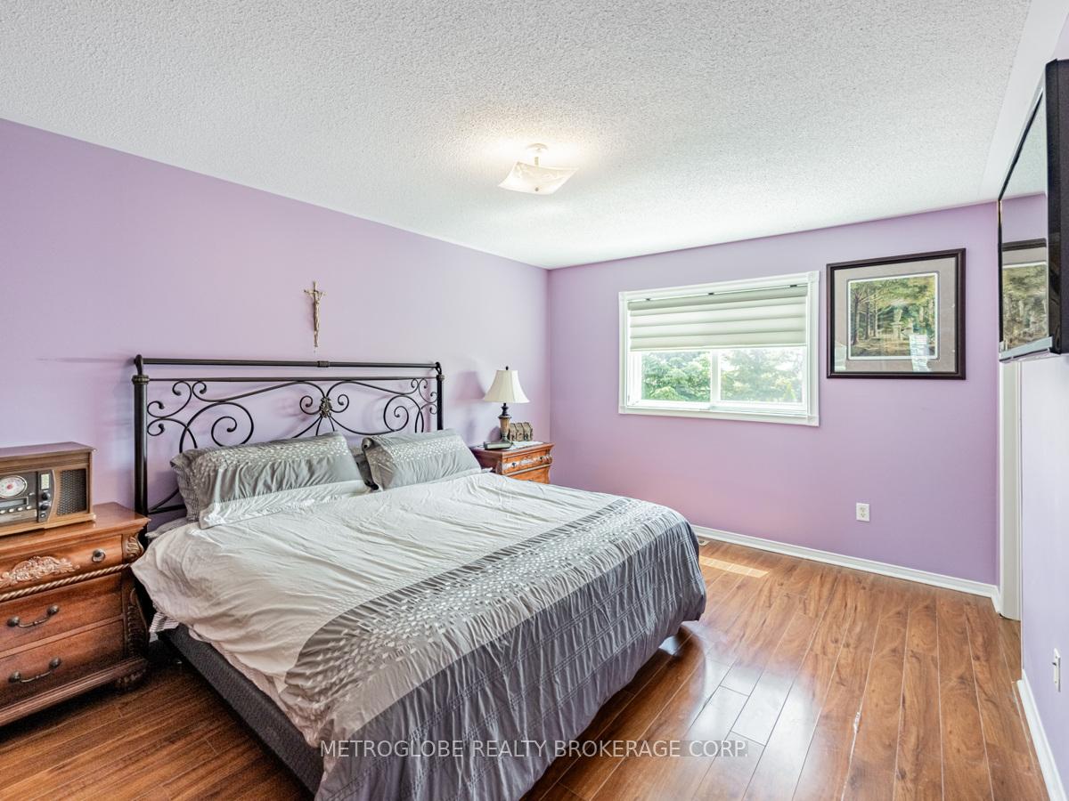 Photo 17 of 6 Thunderbird Trail, Brampton, Sandringham-Wellington — HOMEH