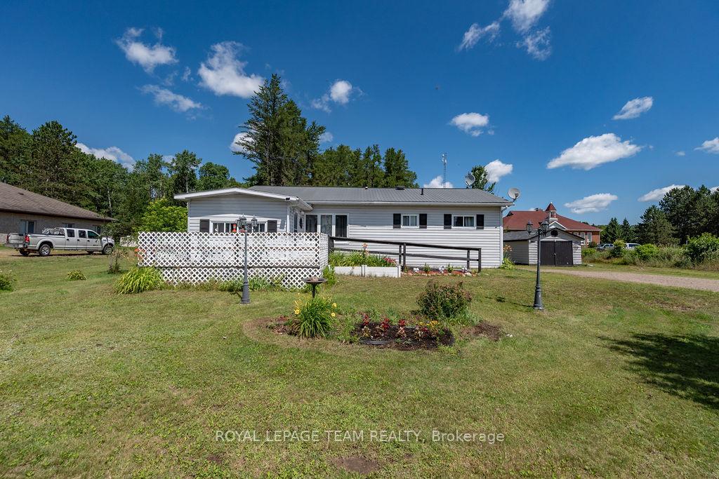 Photo 7 of 25280 Highway 60, South Algonquin — HOMEH