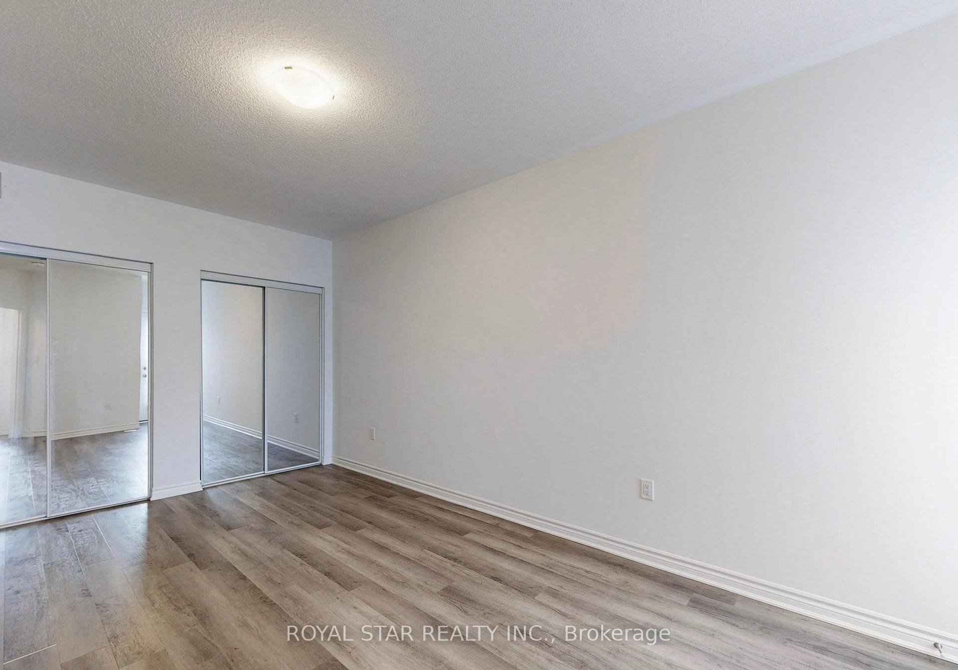 Photo 16 of 32 Melmar Street, Brampton, Brampton North — HOMEH