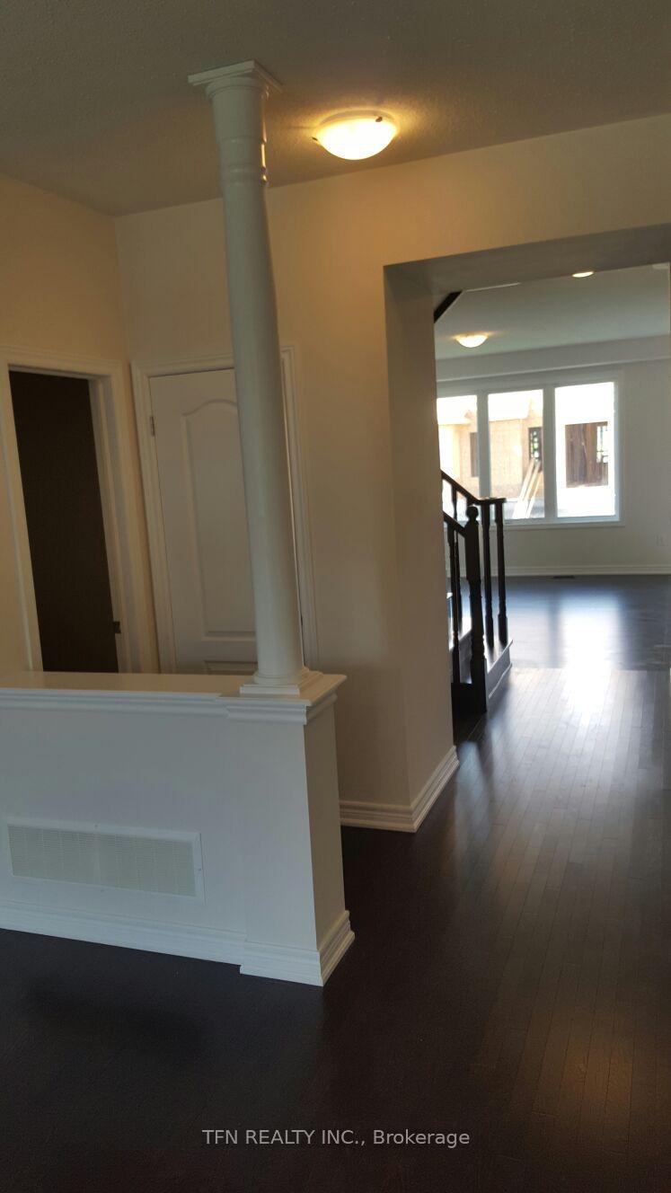 Photo 7 of 16 Zelda Road, Brampton, Sandringham-Wellington — HOMEH