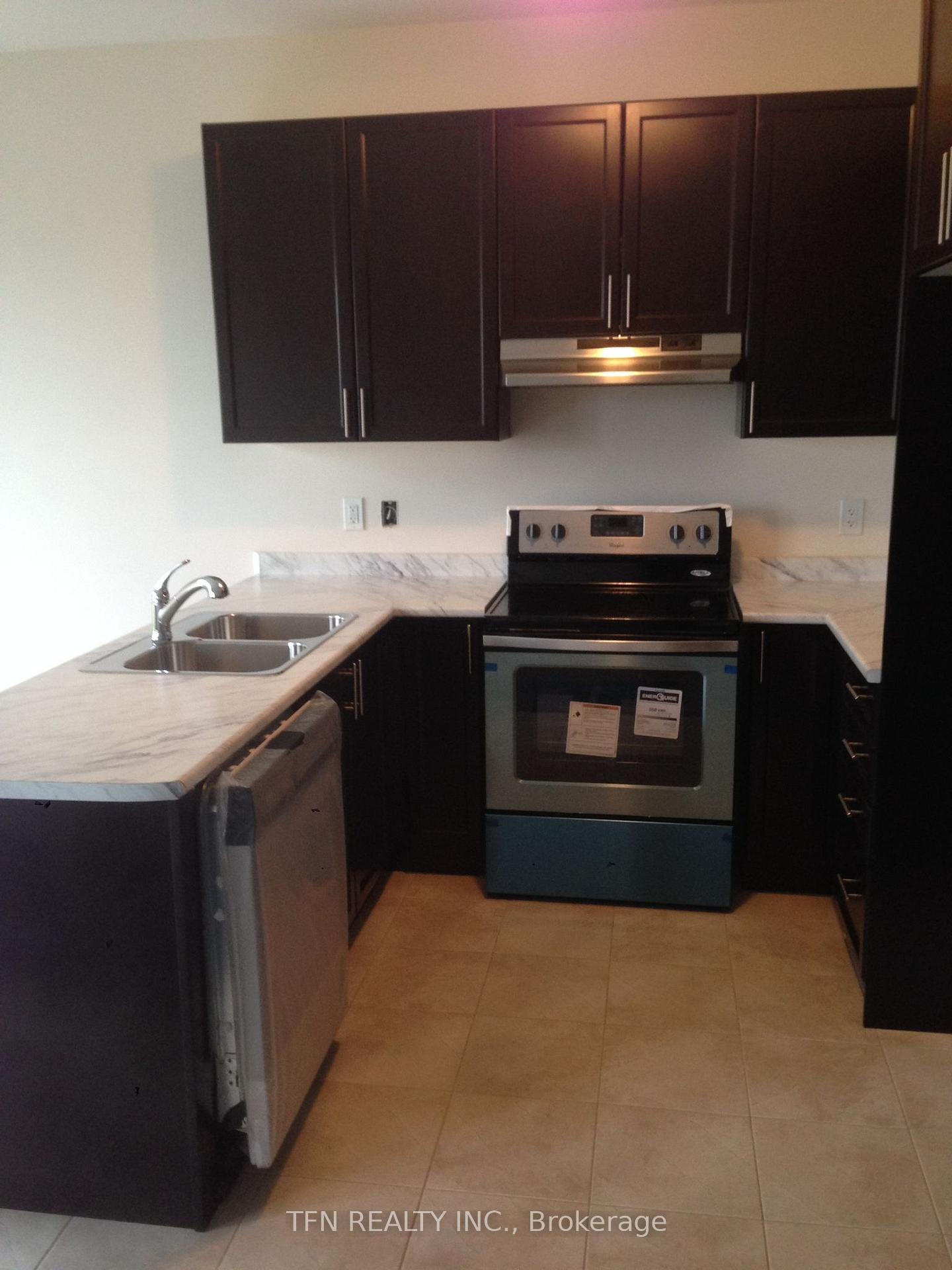 Photo 10 of 16 Zelda Road, Brampton, Sandringham-Wellington — HOMEH