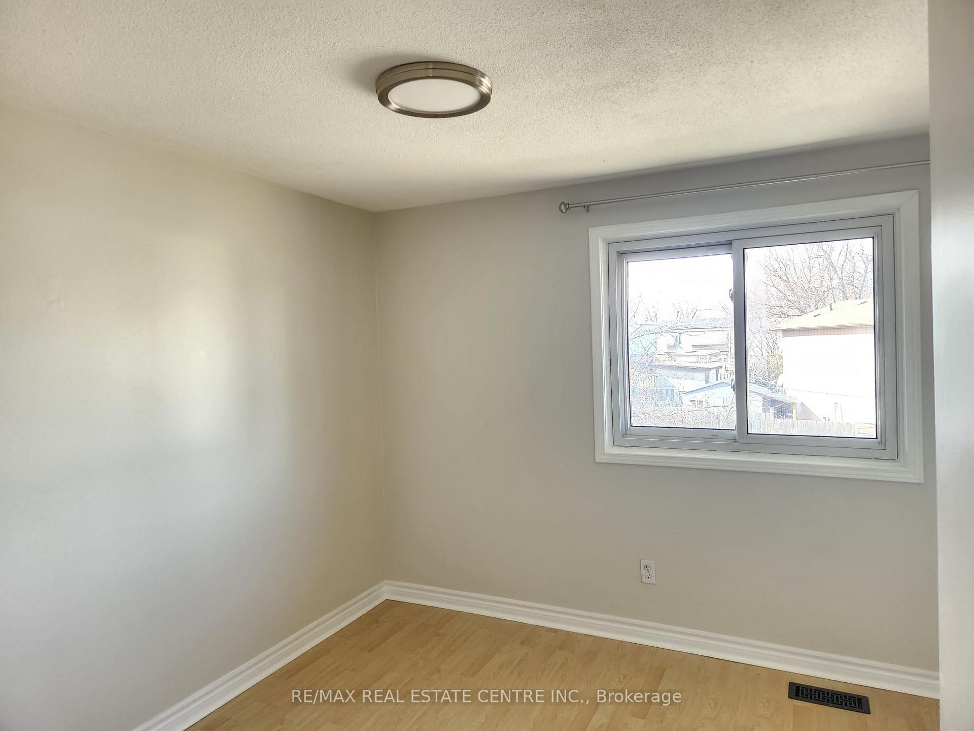 Photo 9 of 4 Juliette Square, Brampton, Northgate — HOMEH