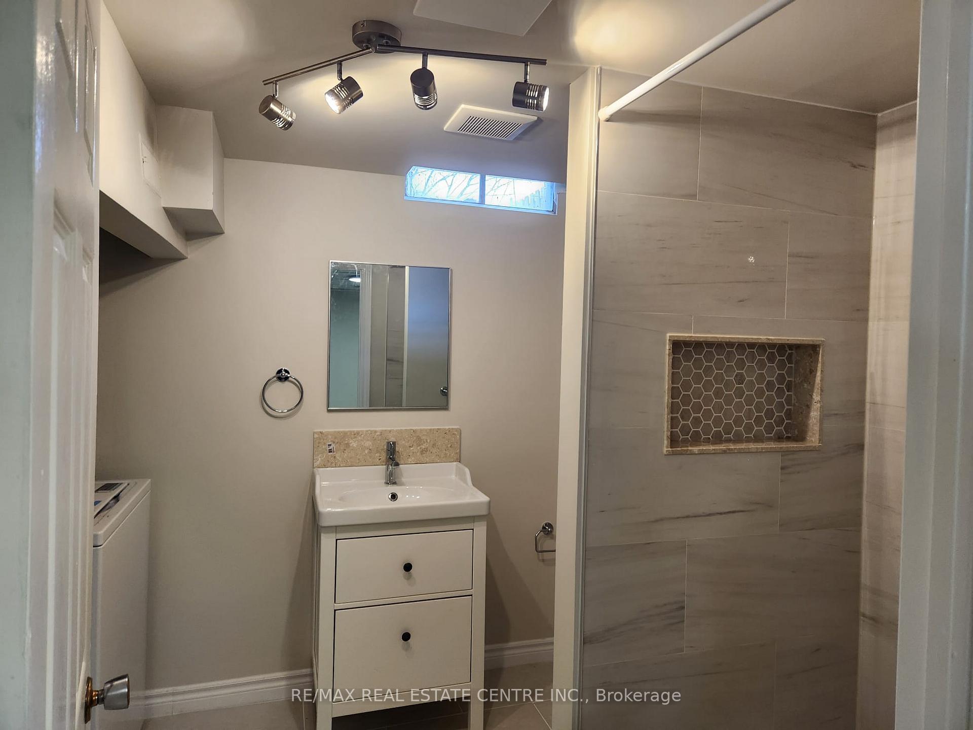 Photo 5 of 4 Juliette Square, Brampton, Northgate — HOMEH