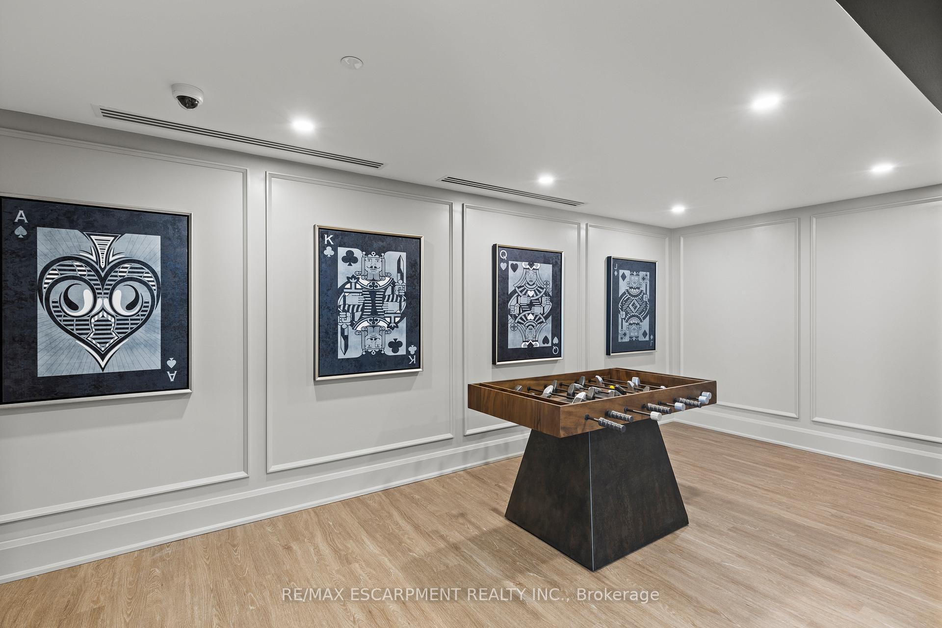Photo 22 of Unit 530, 10 Mallard Trail, Hamilton, Waterdown — HOMEH