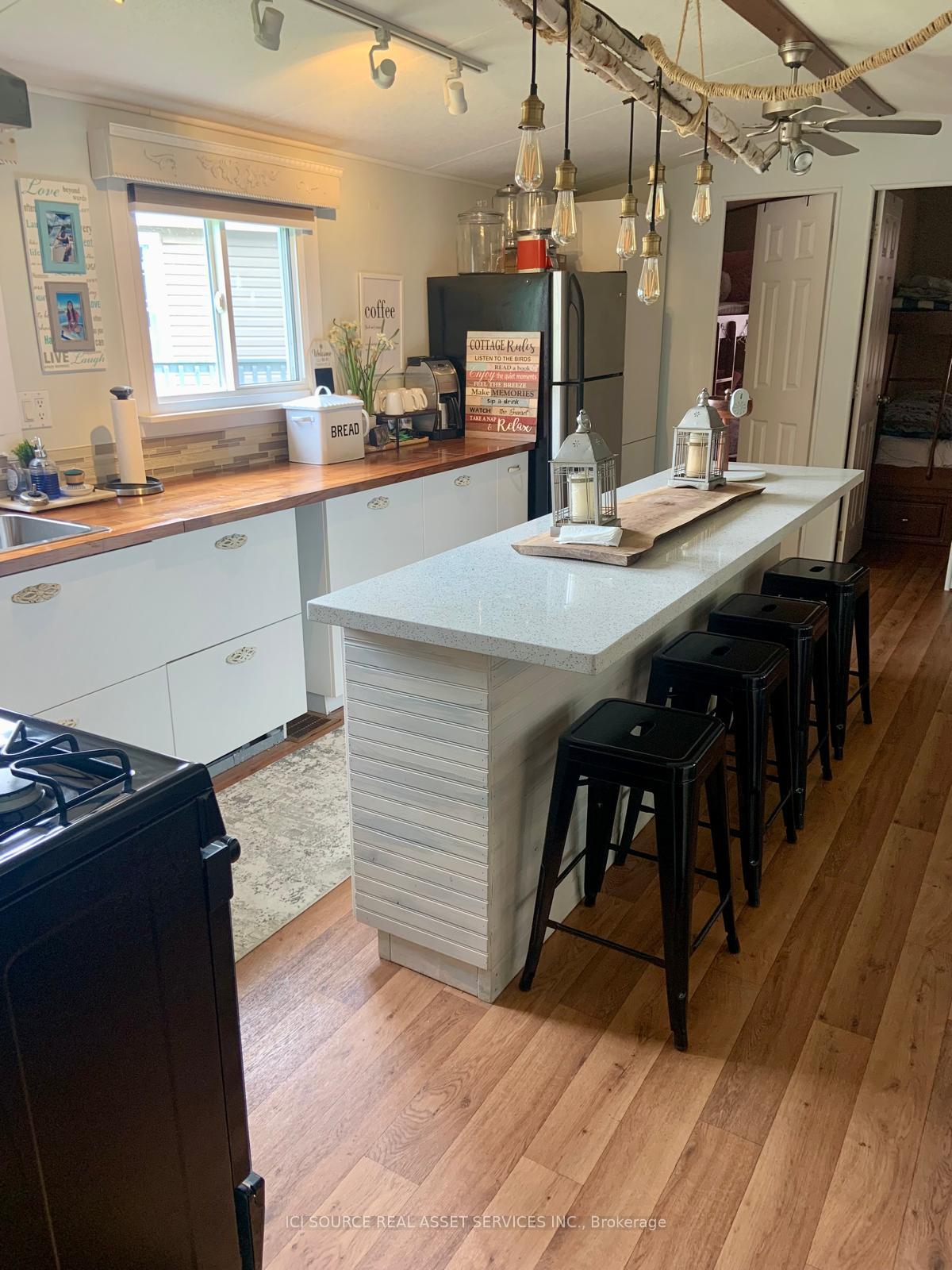 Photo 4 of Unit RSV026, 1336 S Morrison Lake Road, Gravenhurst, Wood (Gravenhurst) — HOMEH