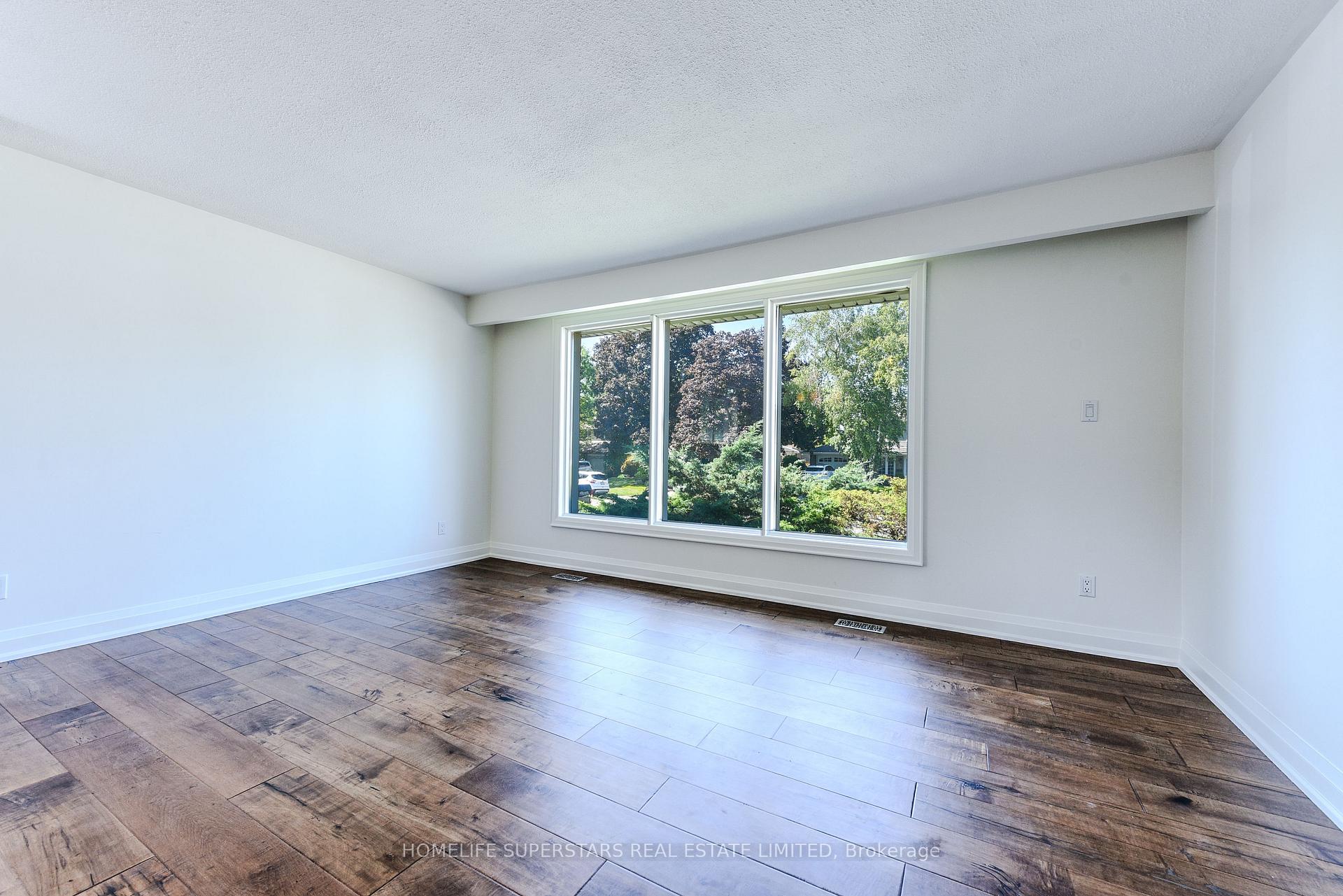 Photo 22 of 46 Cheltenham Court, Brampton, Brampton East — HOMEH