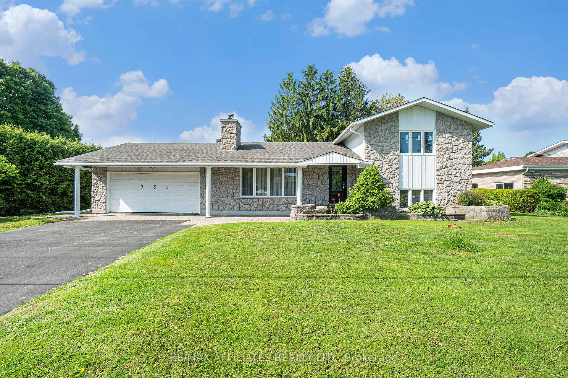Photo 1 of 751 Laval Street, Casselman — HOMEH