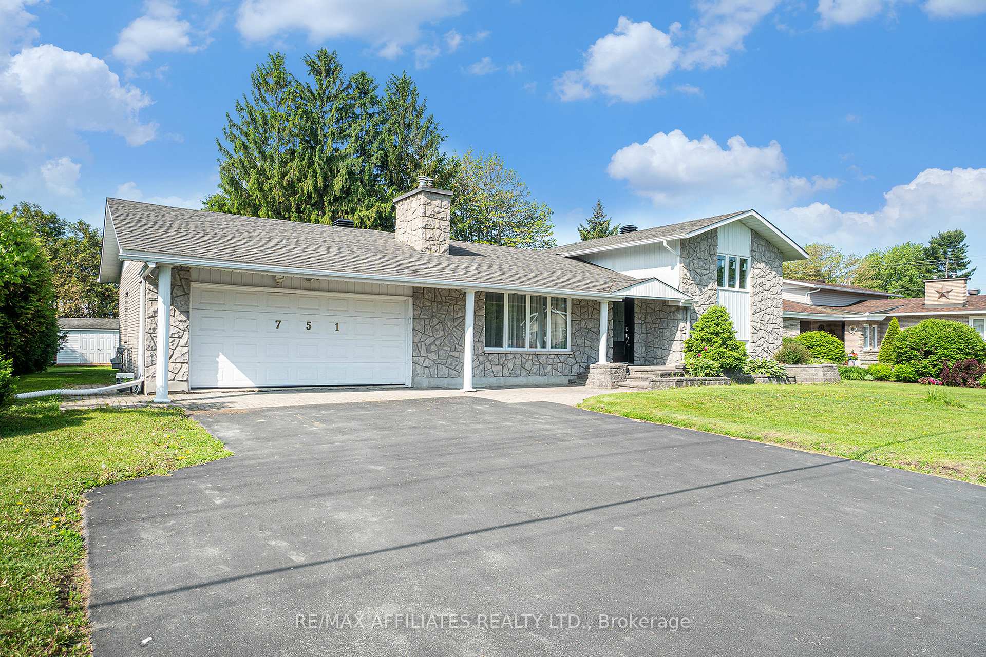 Photo 9 of 751 Laval Street, Casselman — HOMEH