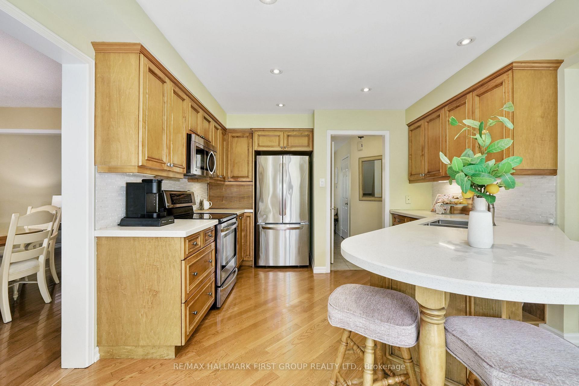 Photo 11 of 968 Frei Street, Cobourg — HOMEH