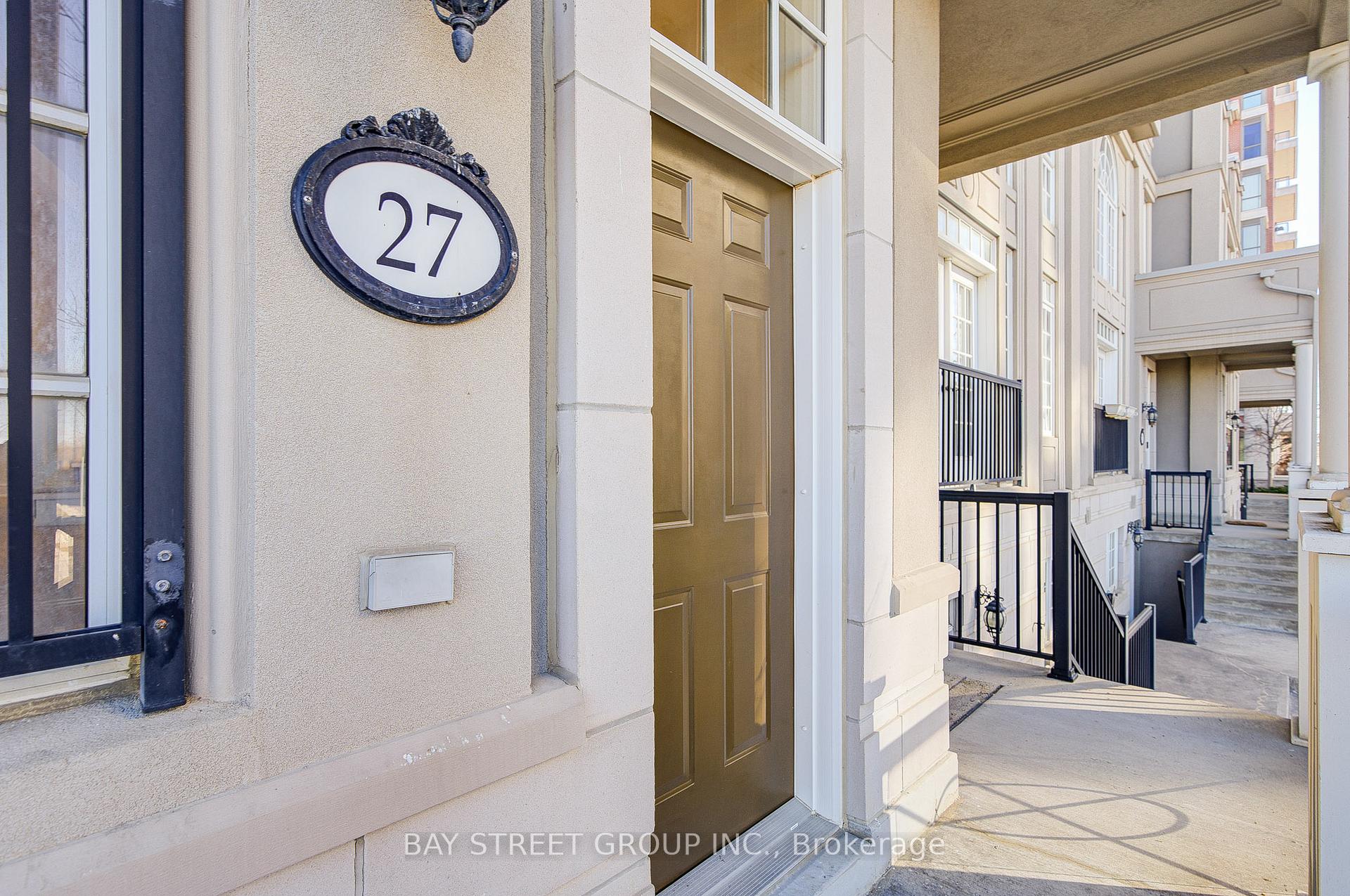 Photo 3 of 27 Rouge Valley Drive W, Markham, Unionville — HOMEH