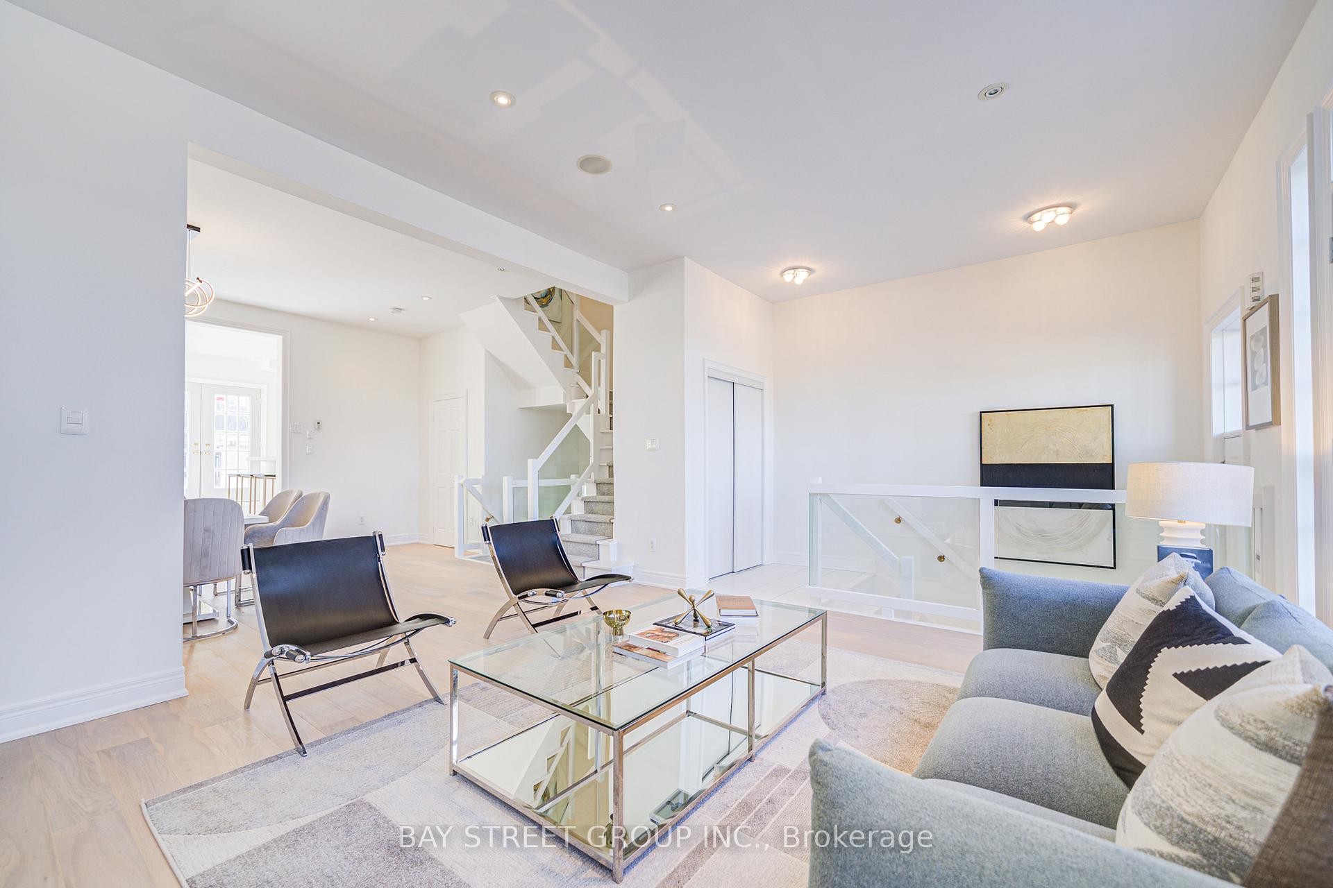 Photo 17 of 27 Rouge Valley Drive W, Markham, Unionville — HOMEH