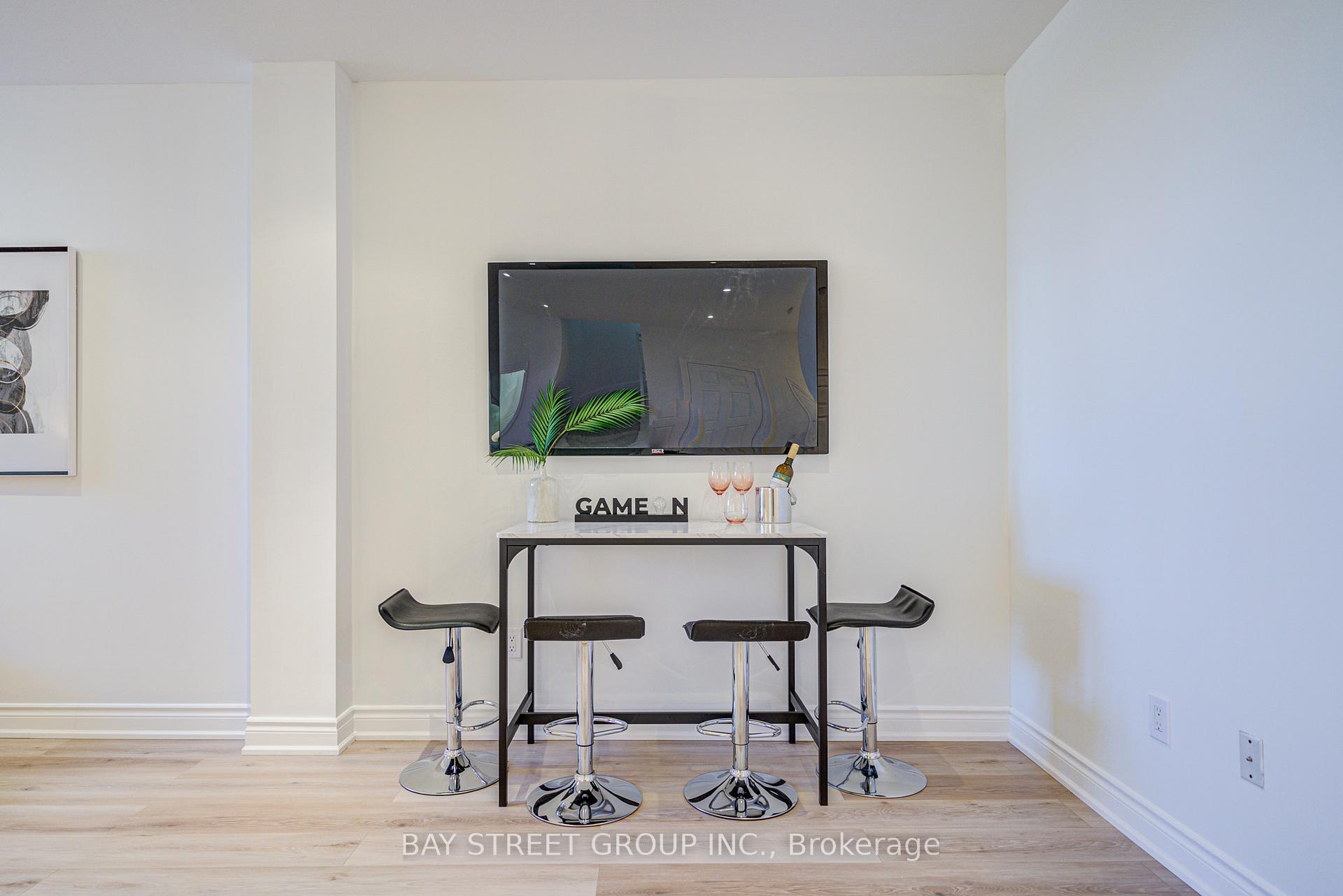 Photo 37 of 27 Rouge Valley Drive W, Markham, Unionville — HOMEH