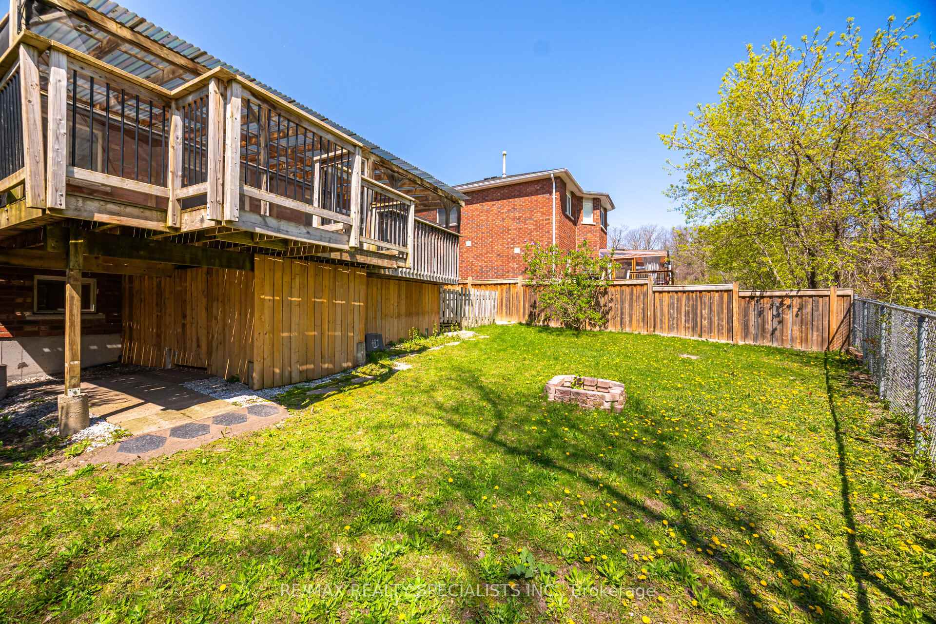 Photo 39 of 11 Jagges Drive, Barrie, Edgehill Drive — HOMEH