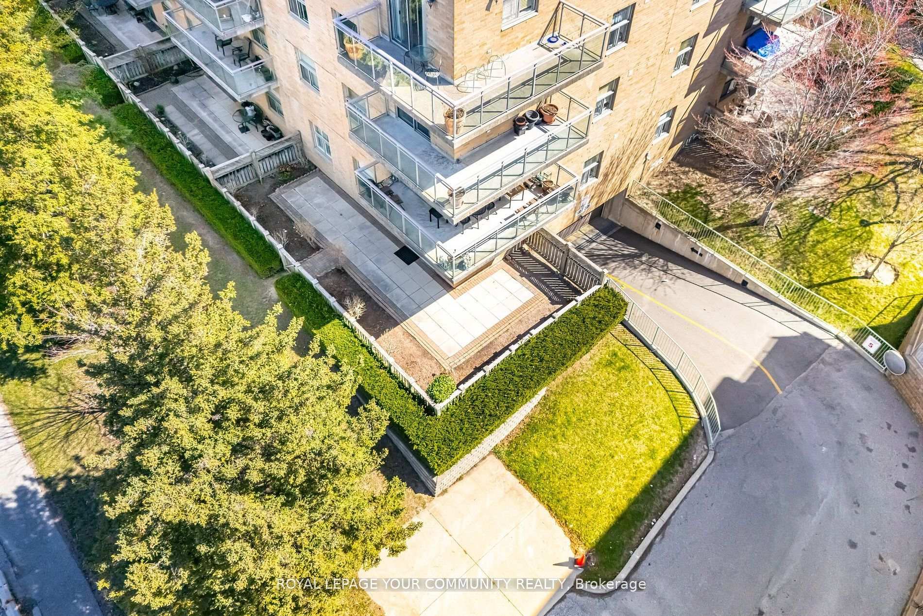 Photo 19 of Unit 112, 2502 Rutherford Road, Vaughan, Concord — HOMEH