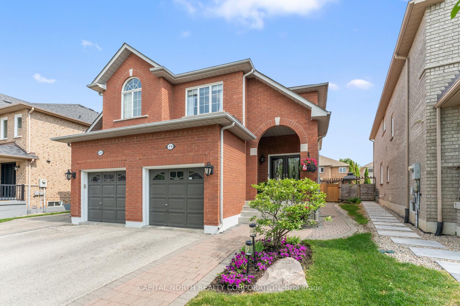 Photo 5 of 19 Sarno Street, Vaughan, Sonoma Heights — HOMEH