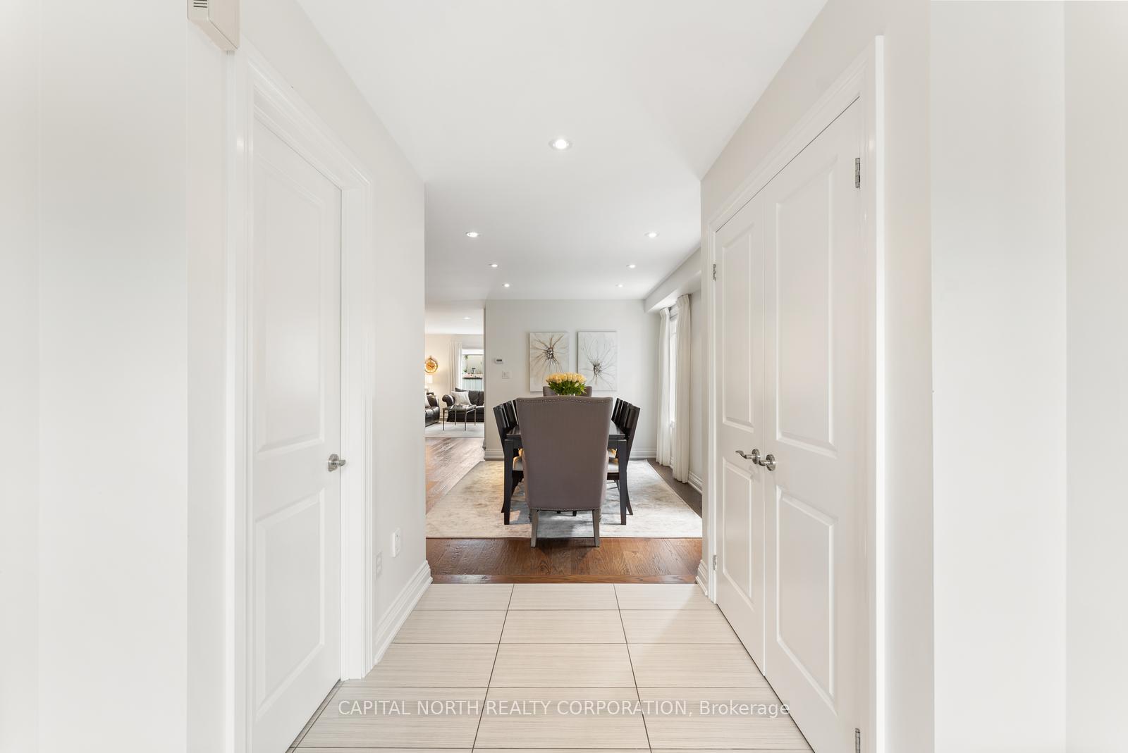 Photo 4 of 19 Sarno Street, Vaughan, Sonoma Heights — HOMEH