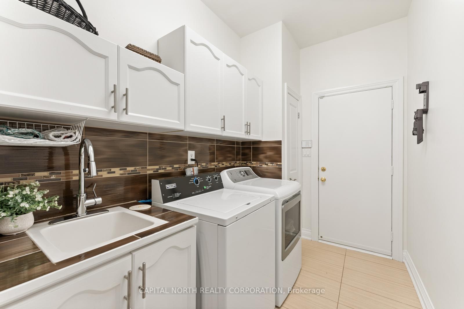 Photo 22 of 19 Sarno Street, Vaughan, Sonoma Heights — HOMEH