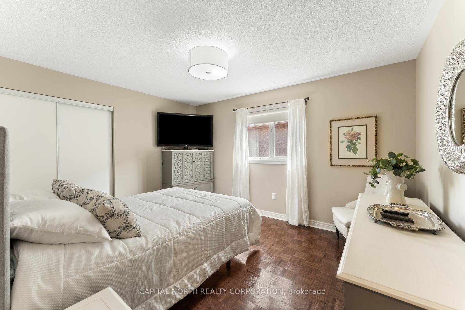 Photo 25 of 19 Sarno Street, Vaughan, Sonoma Heights — HOMEH