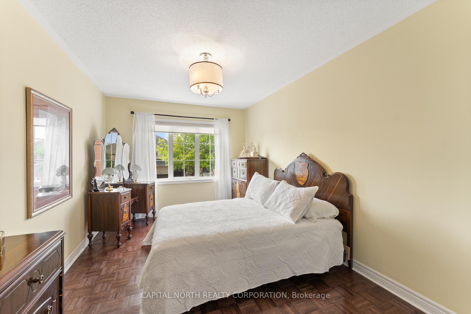 Photo 28 of 19 Sarno Street, Vaughan, Sonoma Heights — HOMEH