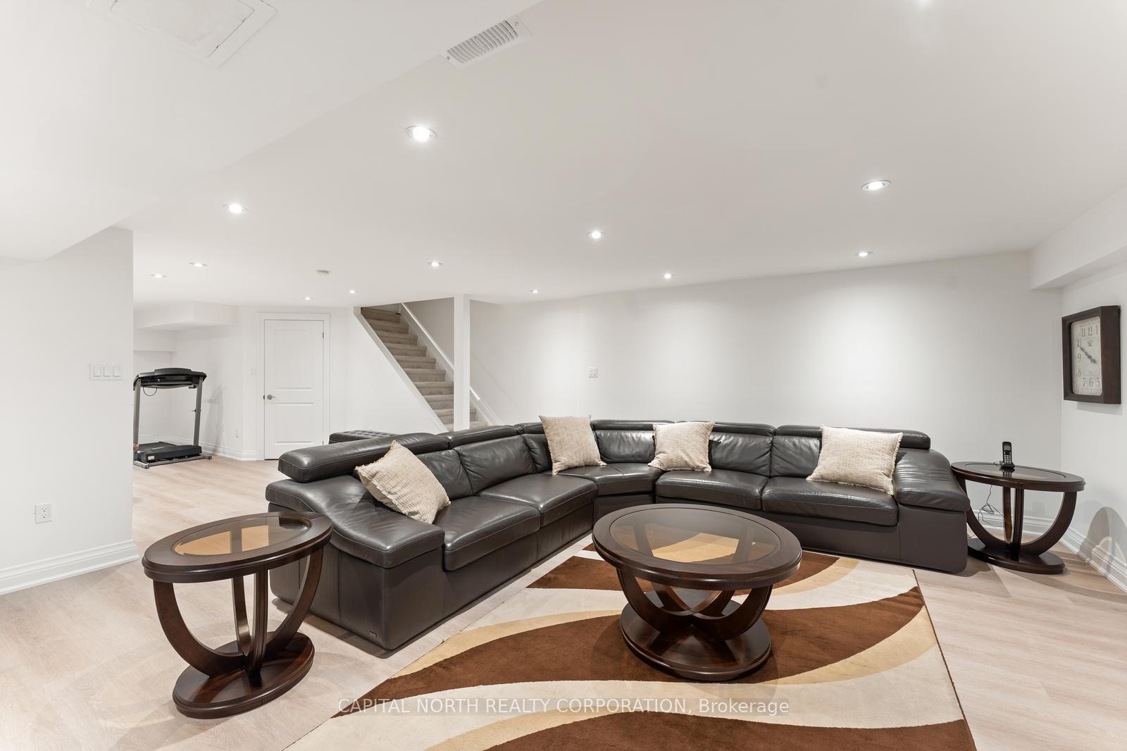 Photo 33 of 19 Sarno Street, Vaughan, Sonoma Heights — HOMEH