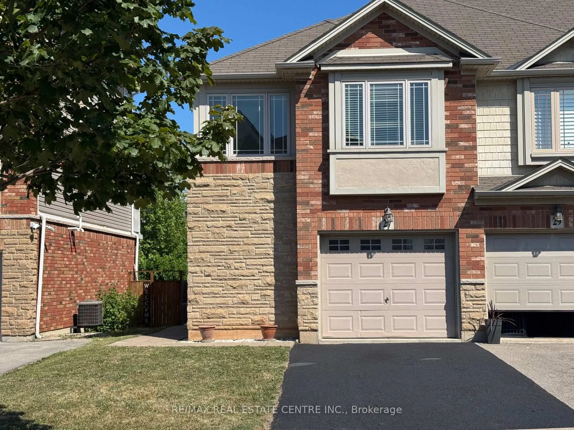 Front of 27 Hemlock Way