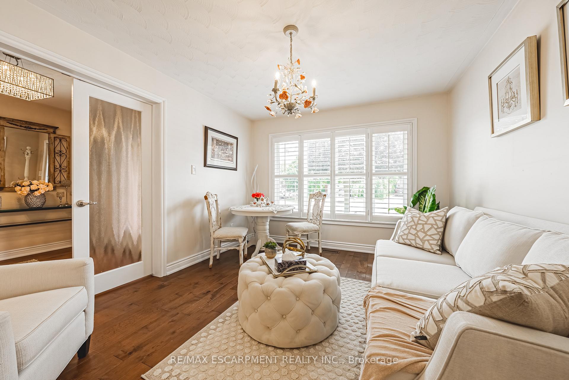 Photo 18 of 2 Antoinette Court, Hamilton, Crerar — HOMEH