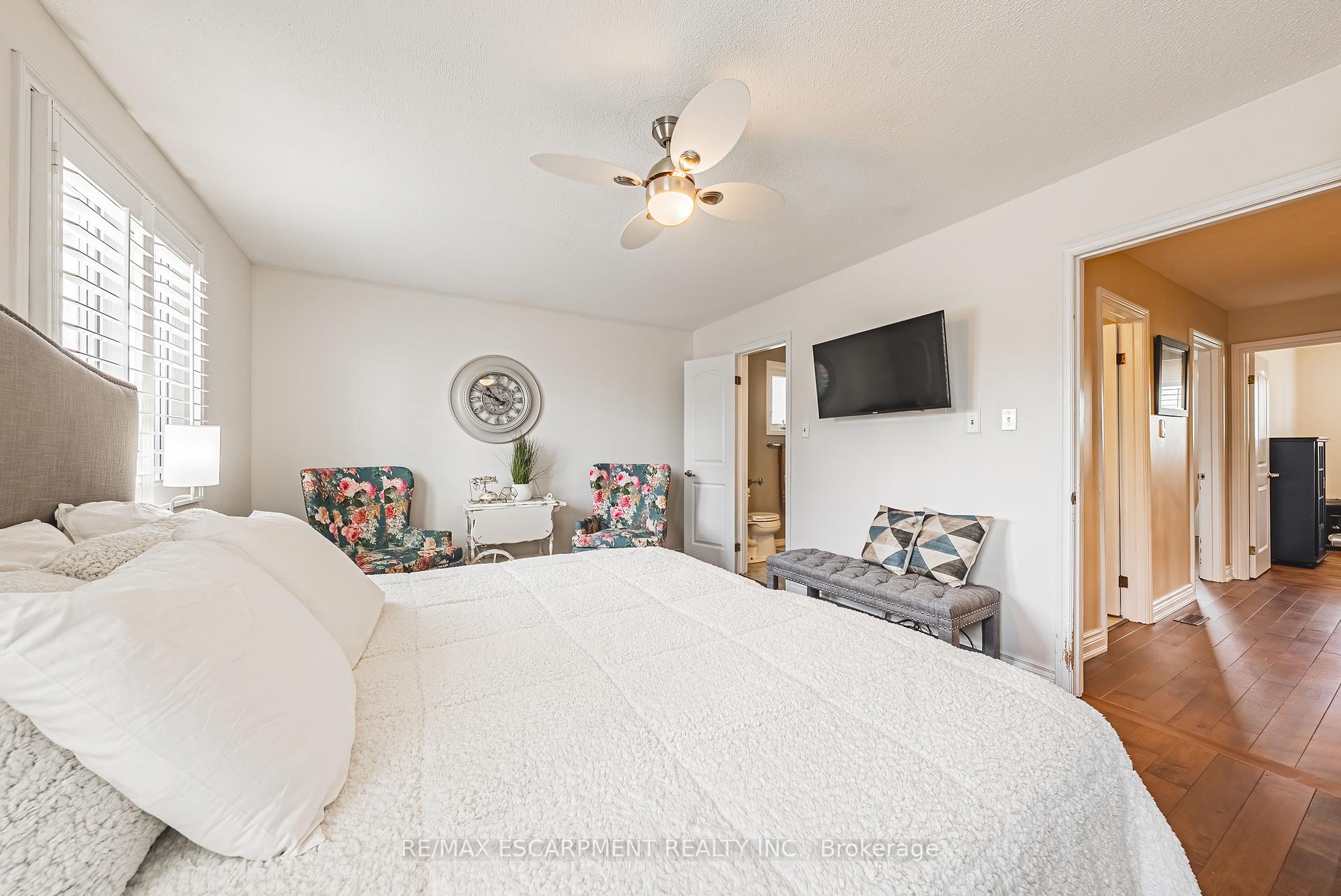 Photo 34 of 2 Antoinette Court, Hamilton, Crerar — HOMEH
