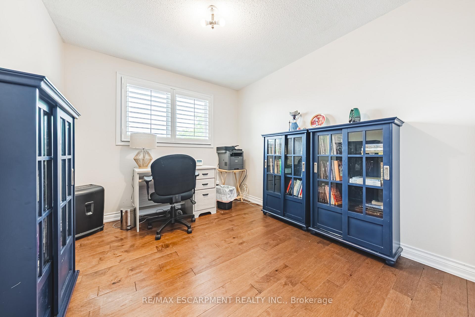 Photo 27 of 2 Antoinette Court, Hamilton, Crerar — HOMEH