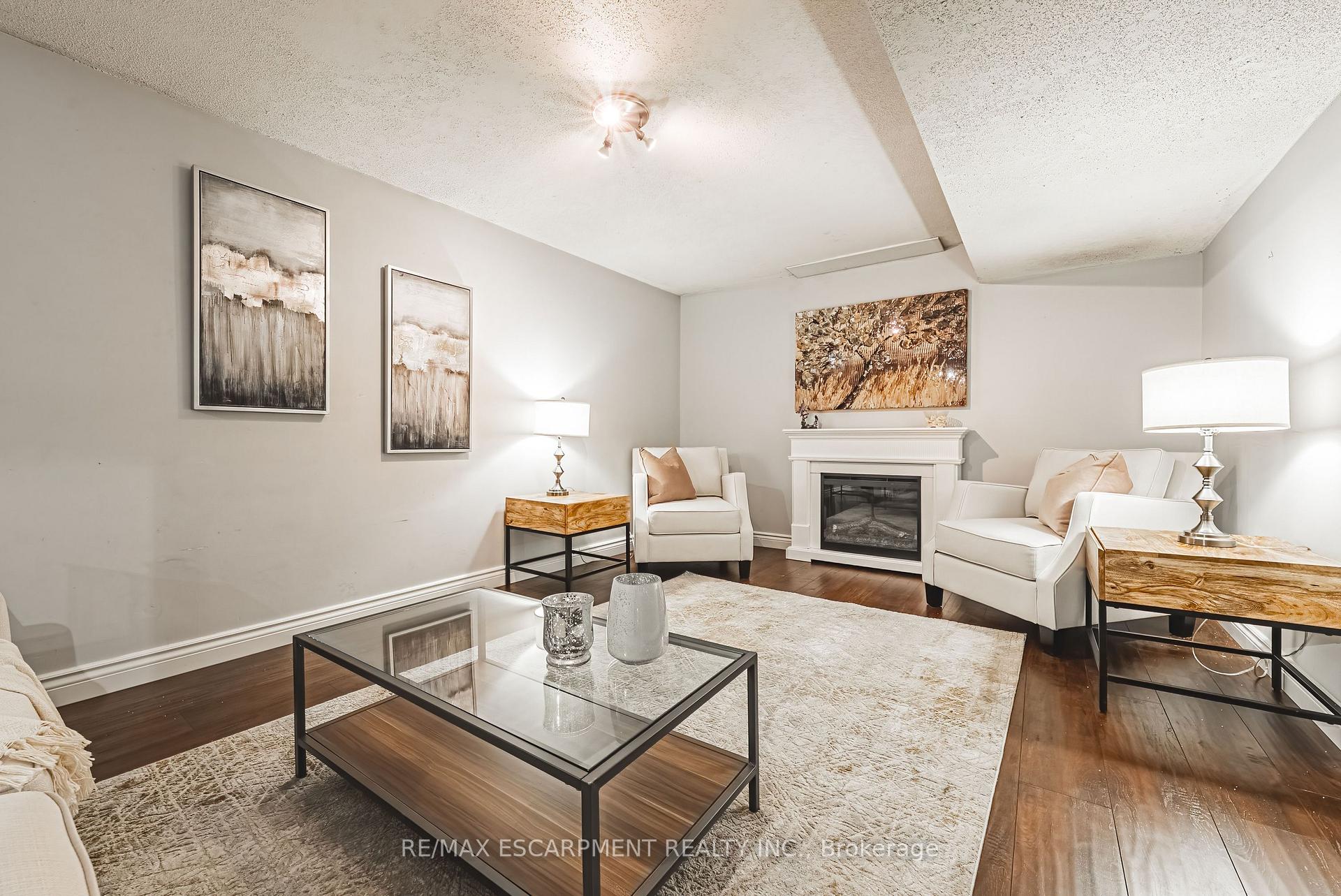 Photo 42 of 2 Antoinette Court, Hamilton, Crerar — HOMEH