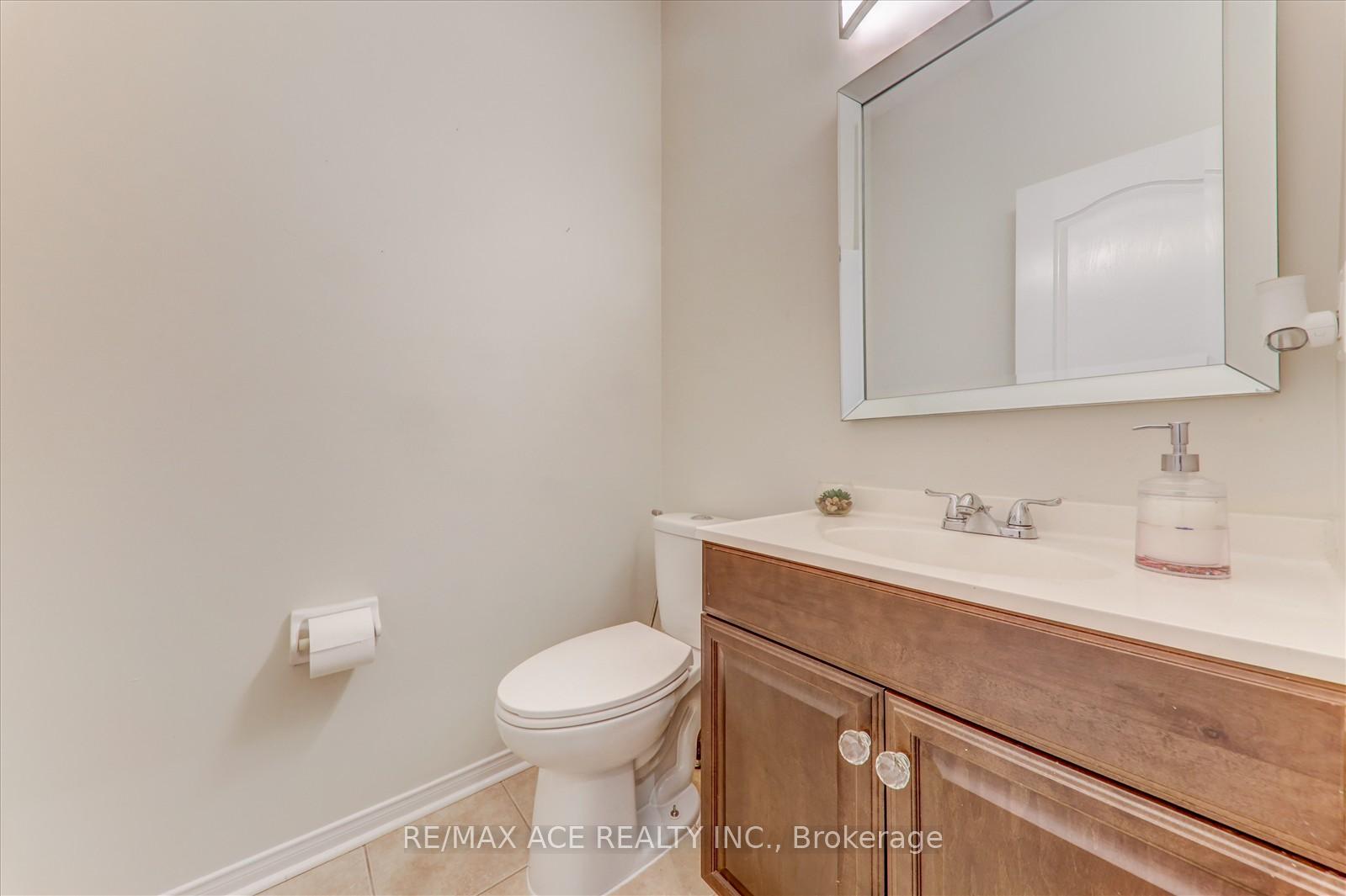 Photo 15 of 11 Middlecote Drive, Ajax, Northeast Ajax — HOMEH
