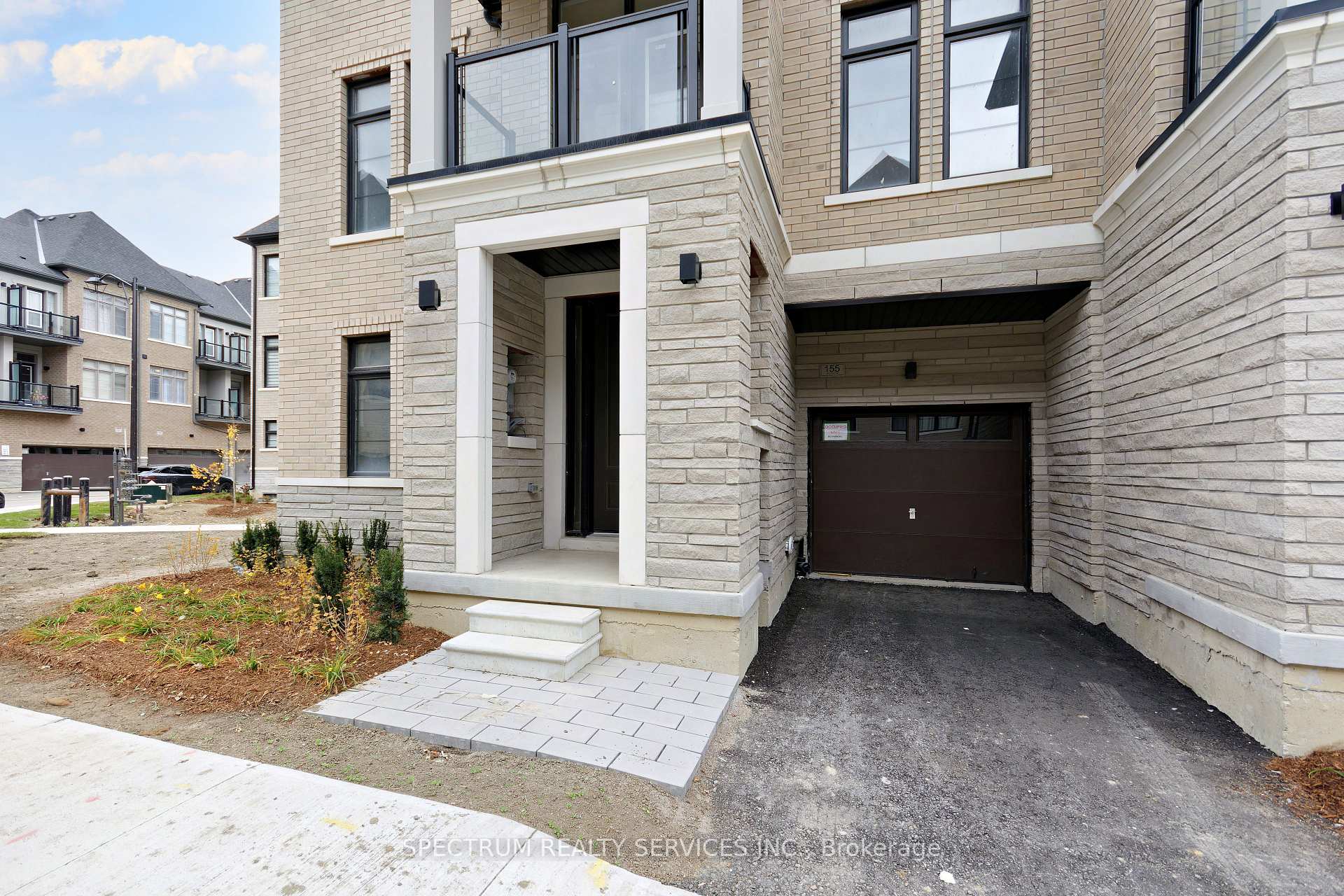 Photo 12 of 155 De La Roche Drive, Vaughan, Vellore Village — HOMEH