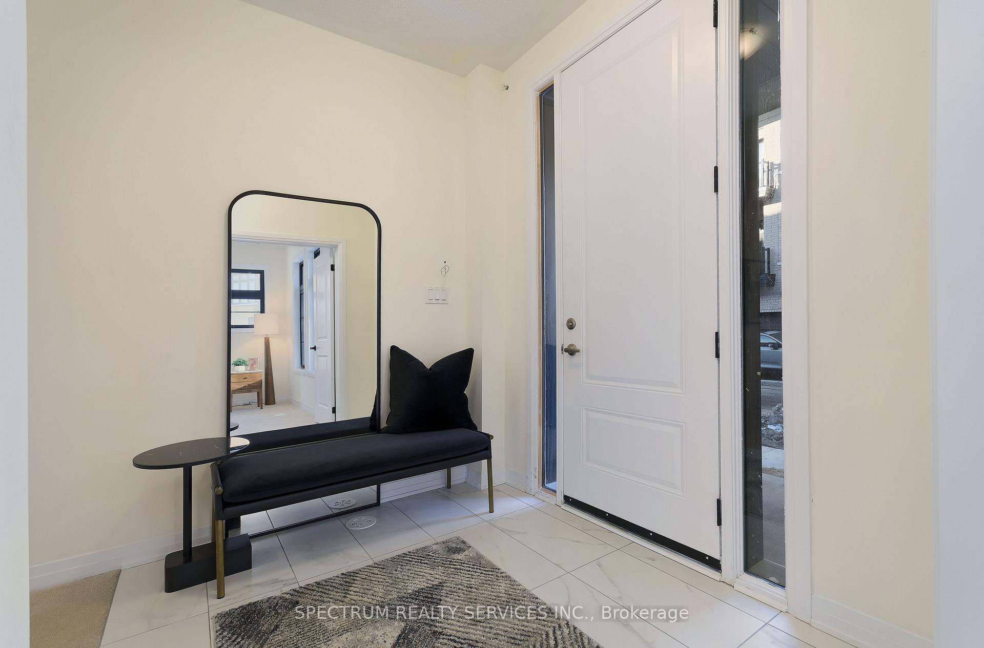 Photo 4 of 155 De La Roche Drive, Vaughan, Vellore Village — HOMEH