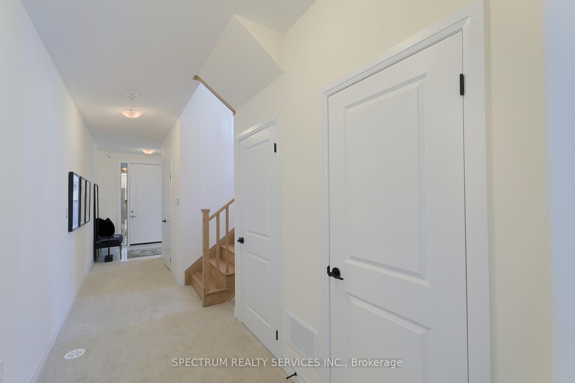 Photo 32 of 155 De La Roche Drive, Vaughan, Vellore Village — HOMEH
