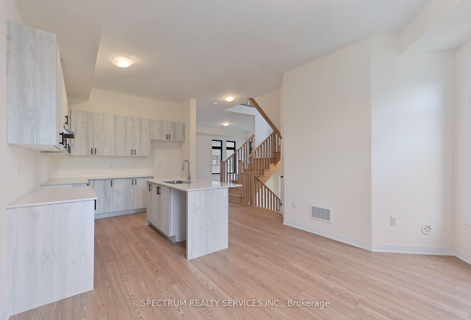 Photo 18 of 155 De La Roche Drive, Vaughan, Vellore Village — HOMEH