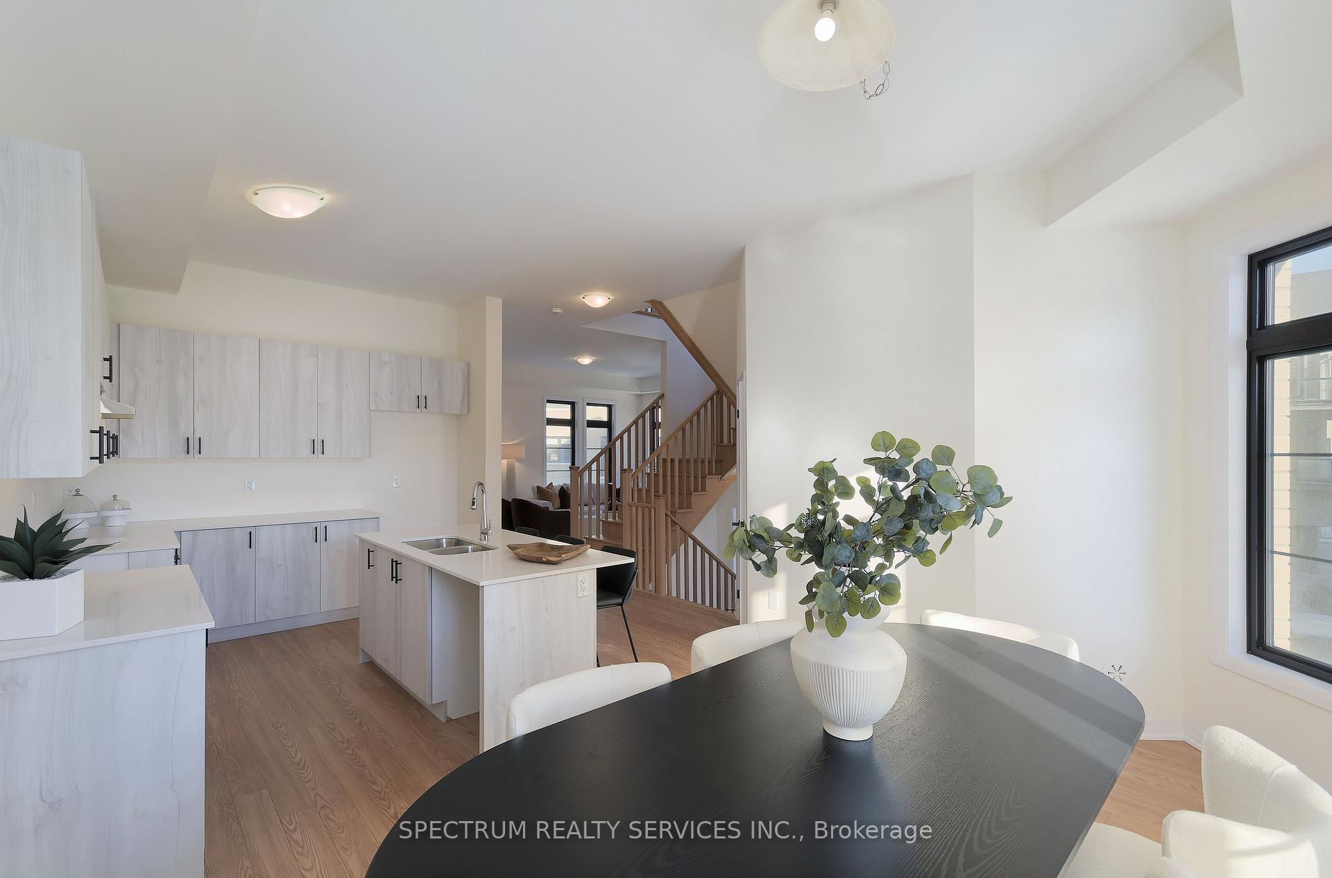 Photo 34 of 155 De La Roche Drive, Vaughan, Vellore Village — HOMEH