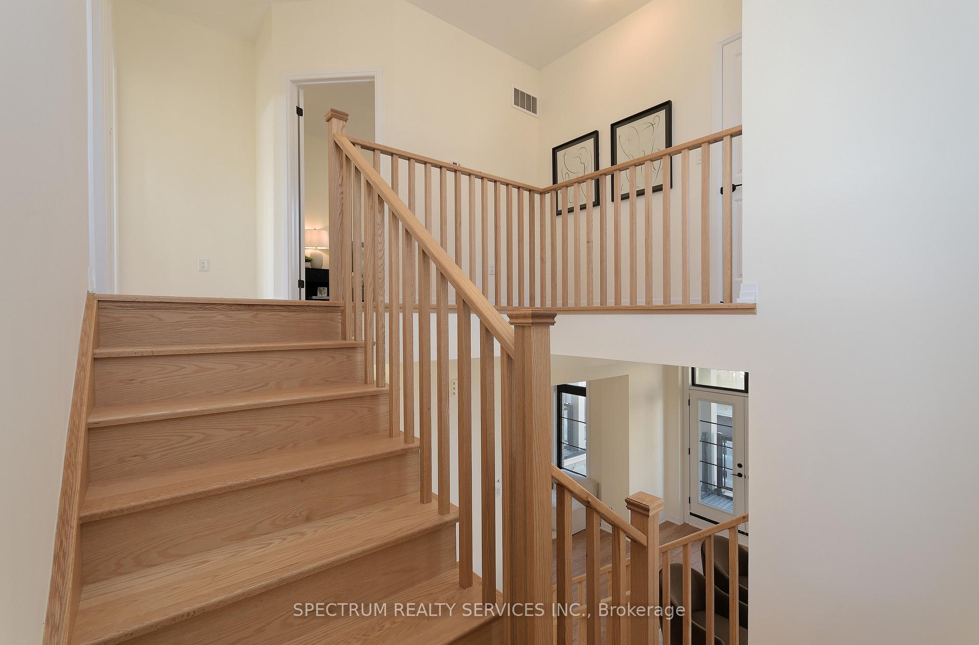 Photo 23 of 155 De La Roche Drive, Vaughan, Vellore Village — HOMEH