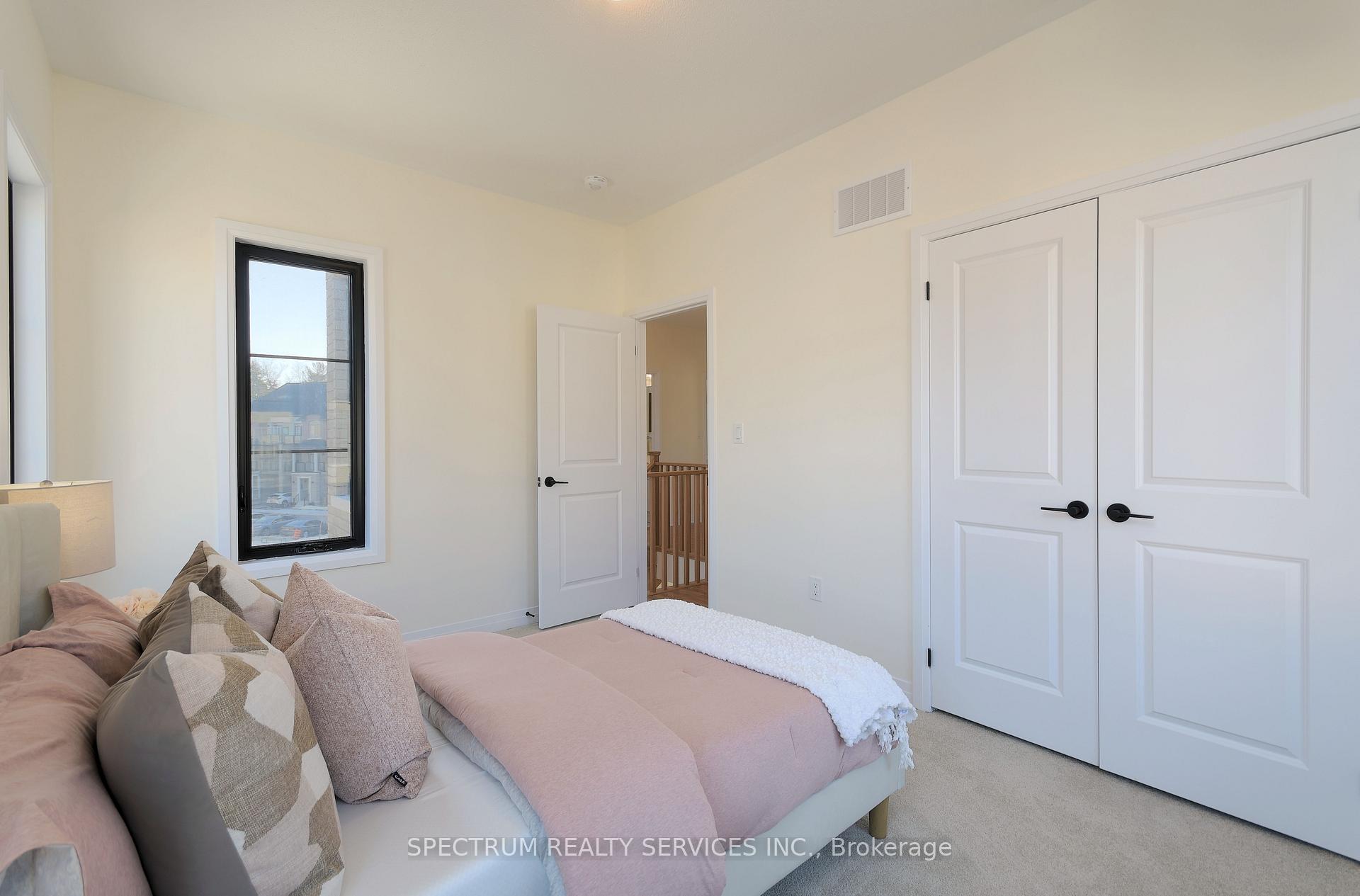 Photo 38 of 155 De La Roche Drive, Vaughan, Vellore Village — HOMEH